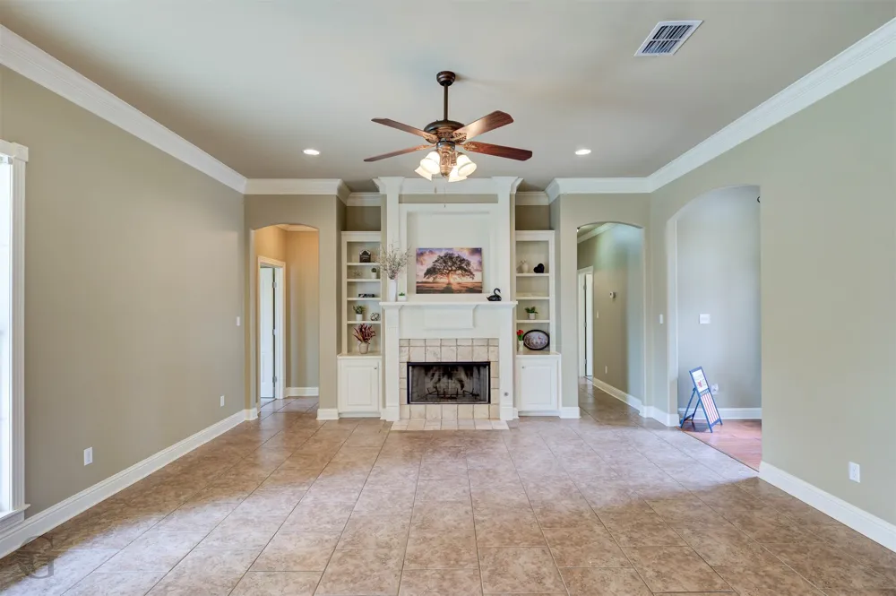 403 Half Moon Lane Bossier City, LA 71111