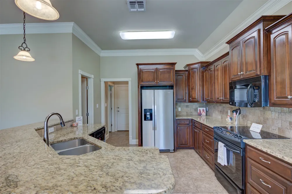 403 Half Moon Lane Bossier City, LA 71111