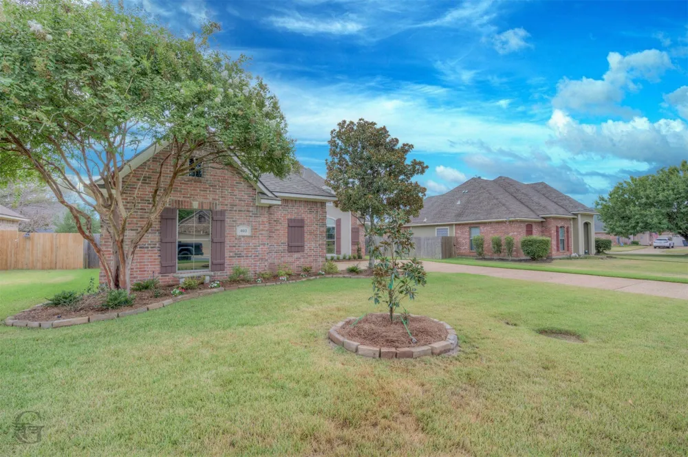 403 Half Moon Lane Bossier City, LA 71111