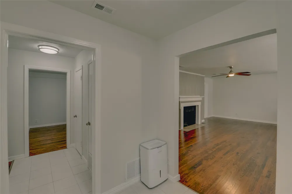 1100 Wade Hampton Street Benbrook, TX 76126