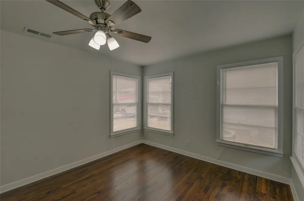 1100 Wade Hampton Street Benbrook, TX 76126
