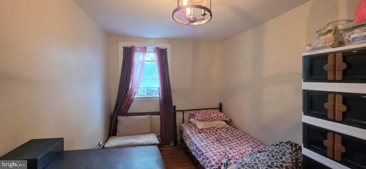 729 BENNINGTON ROAD Folcroft, PA 19032