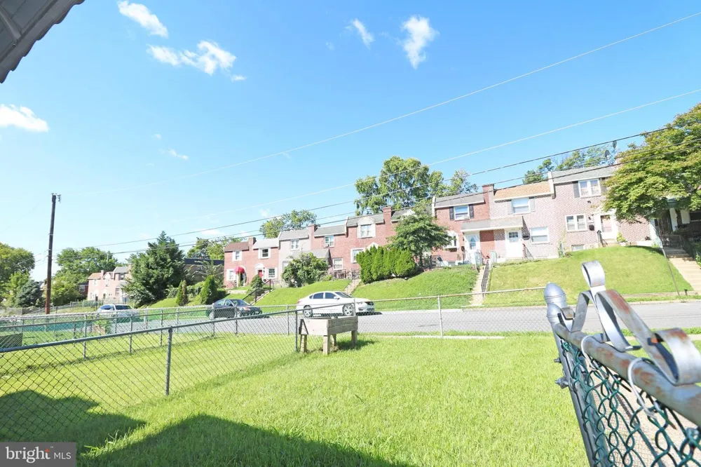 729 BENNINGTON ROAD Folcroft, PA 19032