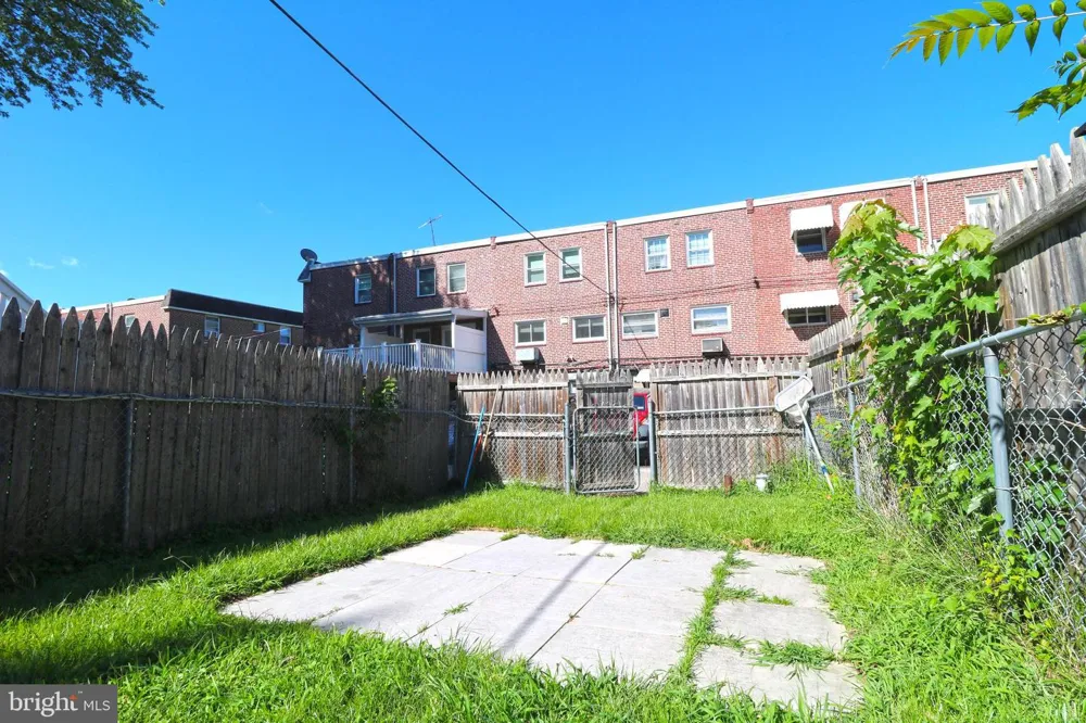 729 BENNINGTON ROAD Folcroft, PA 19032