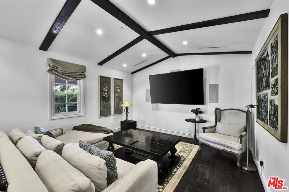 1203 Park Way Beverly Hills, CA 90210