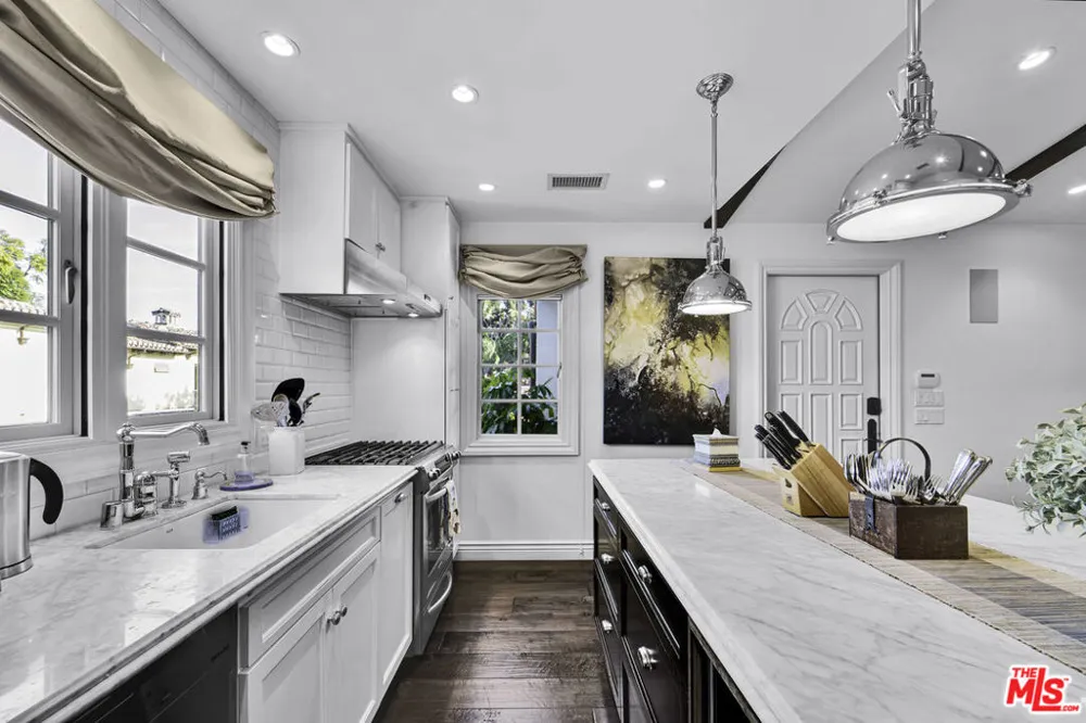 1203 Park Way Beverly Hills, CA 90210