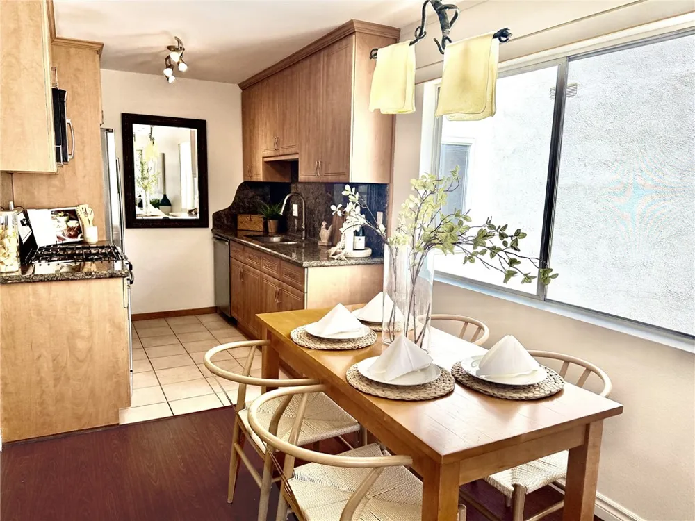 1600 Ardmore #229 Hermosa Beach, CA 90254
