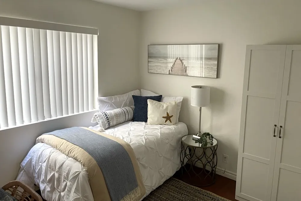 1600 Ardmore #229 Hermosa Beach, CA 90254