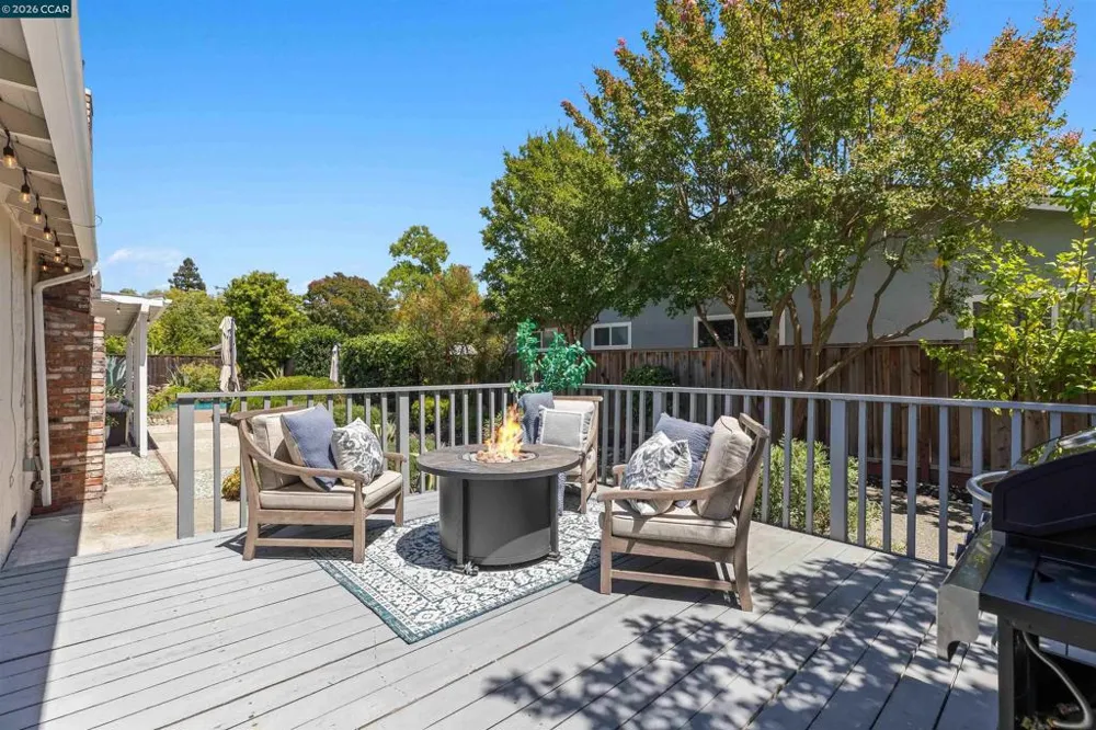 616 Minert Rd Walnut Creek, CA 94598