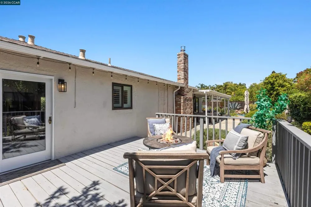 616 Minert Rd Walnut Creek, CA 94598