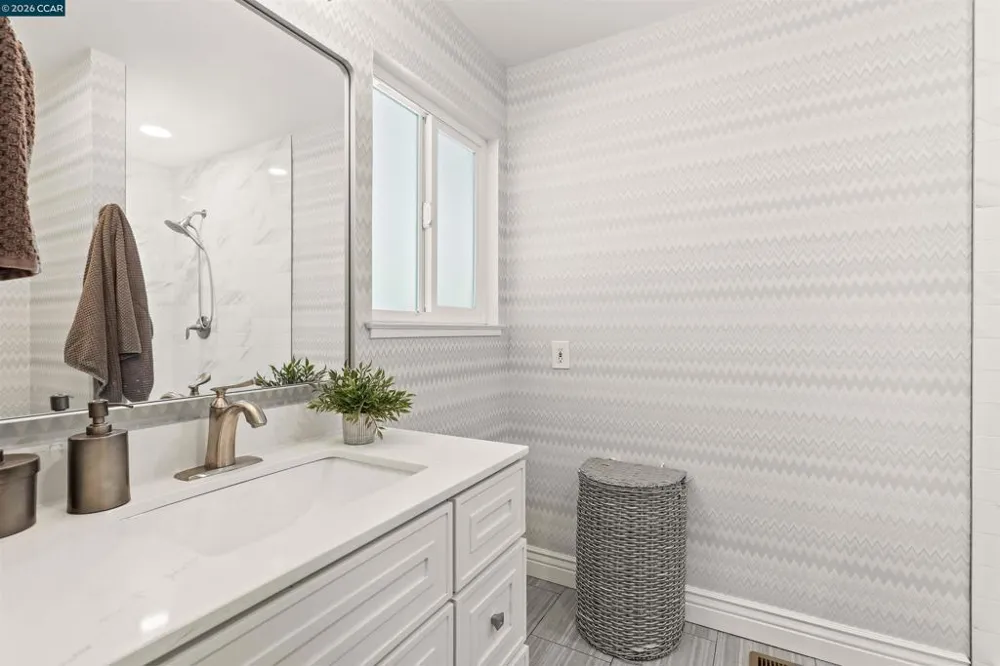 616 Minert Rd Walnut Creek, CA 94598
