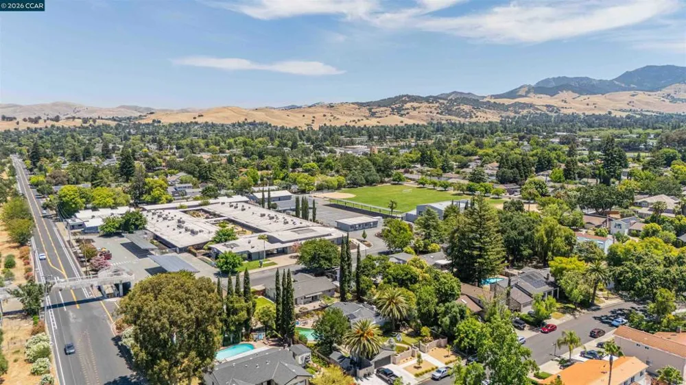 616 Minert Rd Walnut Creek, CA 94598
