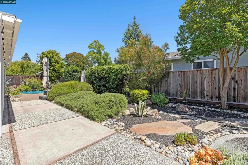616 Minert Rd Walnut Creek, CA 94598
