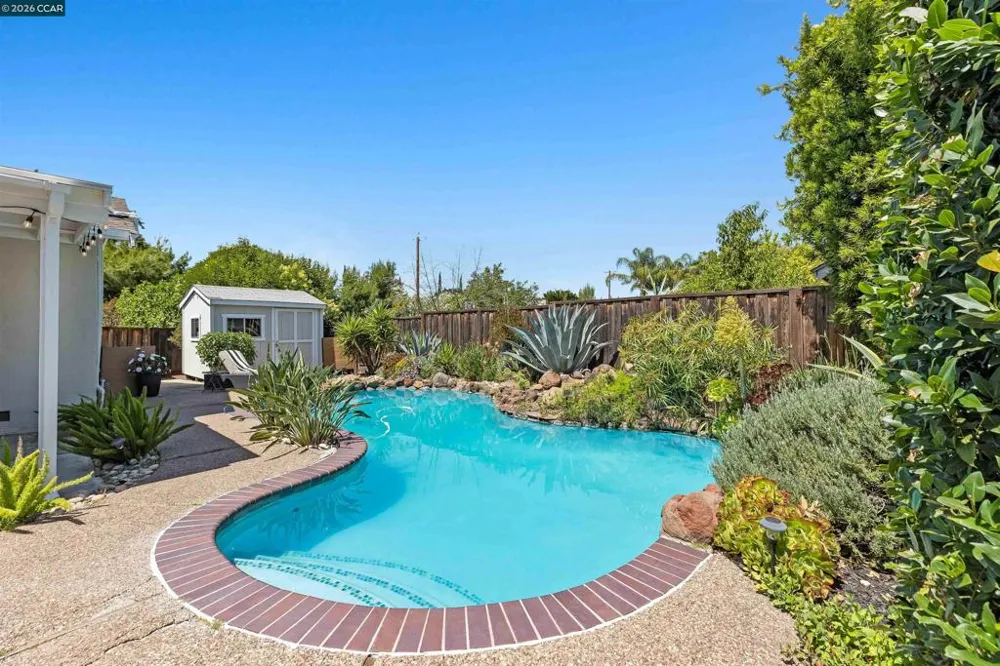 616 Minert Rd Walnut Creek, CA 94598