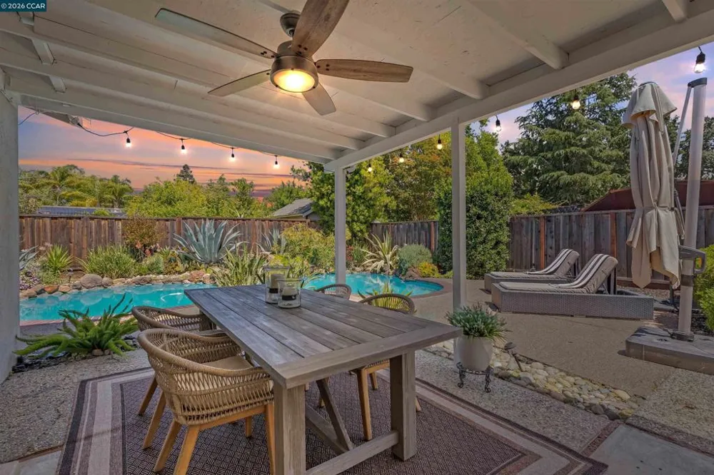 616 Minert Rd Walnut Creek, CA 94598