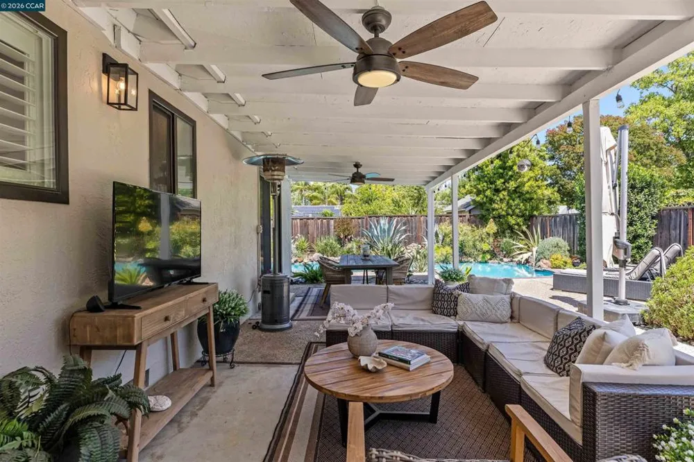 616 Minert Rd Walnut Creek, CA 94598