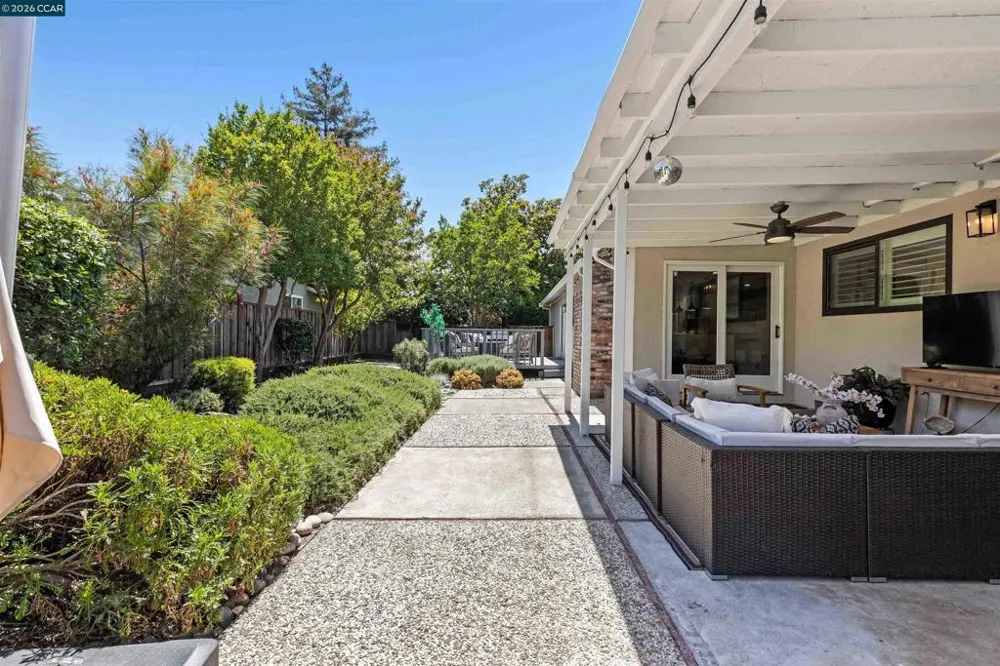 616 Minert Rd Walnut Creek, CA 94598