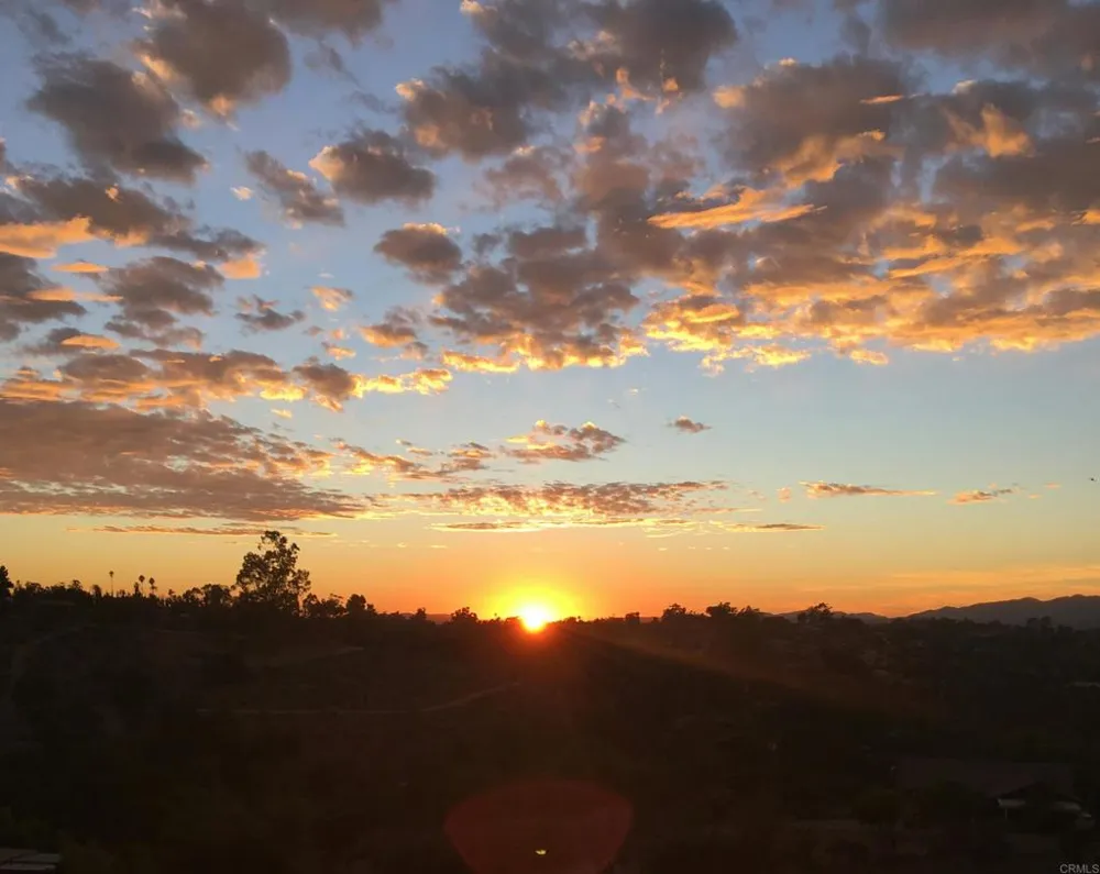 30306 Via Maria Elena Bonsall, CA 92003