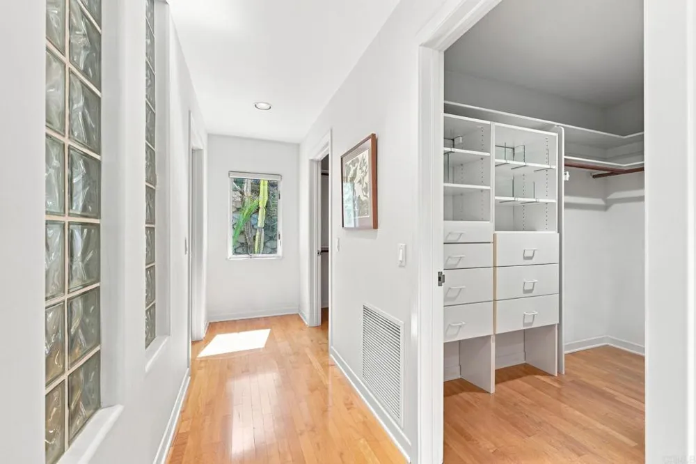 30306 Via Maria Elena Bonsall, CA 92003