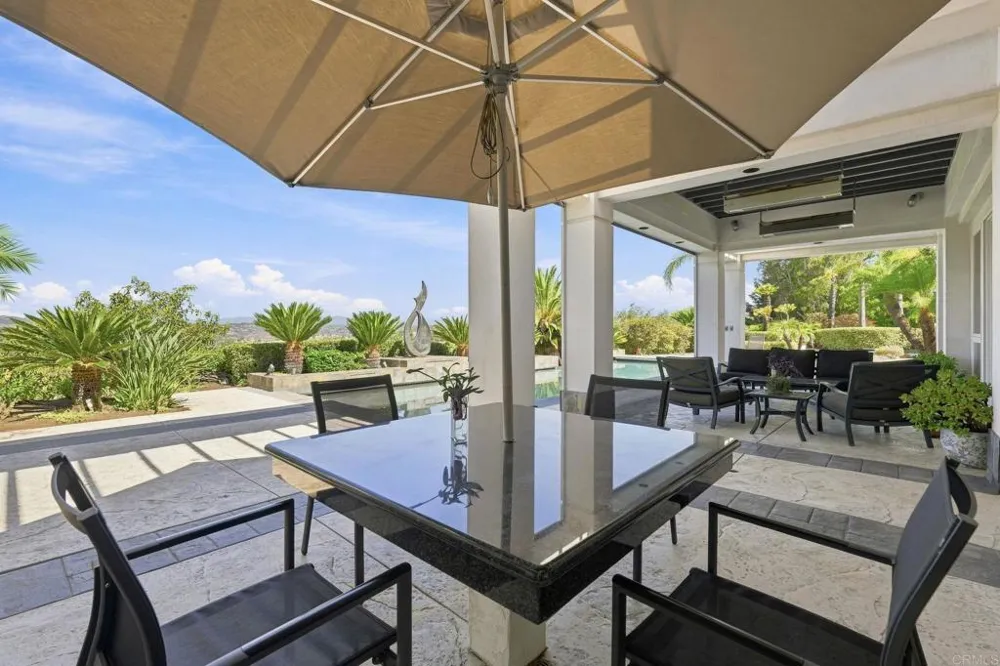 30306 Via Maria Elena Bonsall, CA 92003