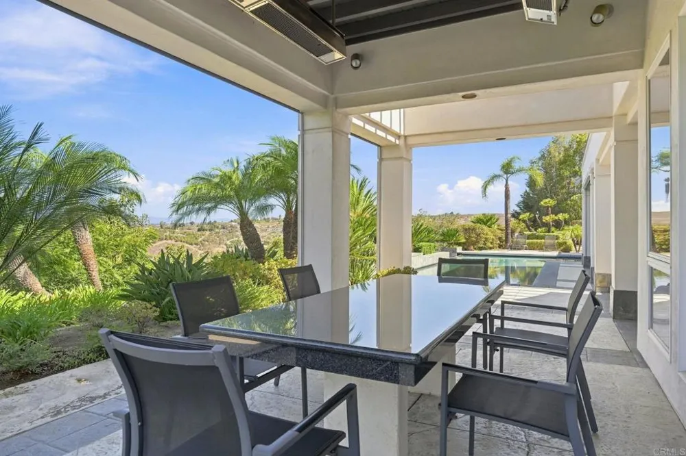 30306 Via Maria Elena Bonsall, CA 92003