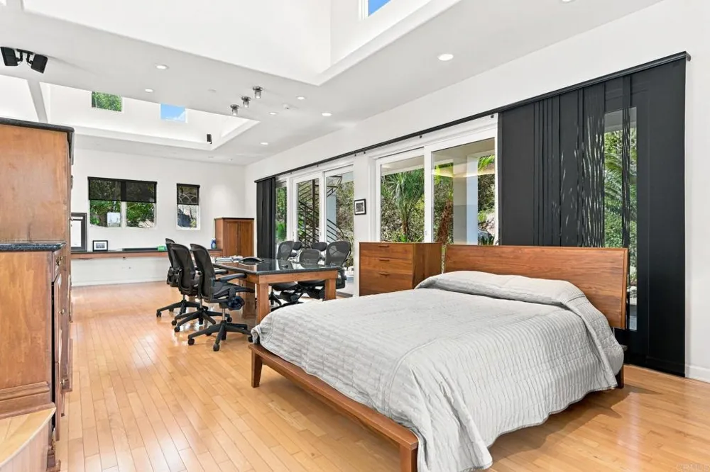 30306 Via Maria Elena Bonsall, CA 92003