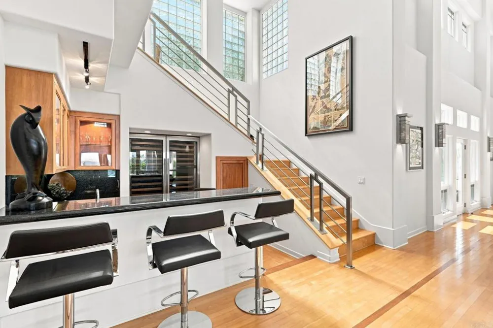 30306 Via Maria Elena Bonsall, CA 92003
