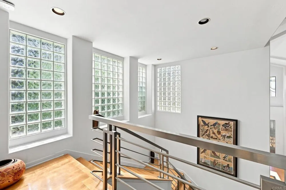 30306 Via Maria Elena Bonsall, CA 92003