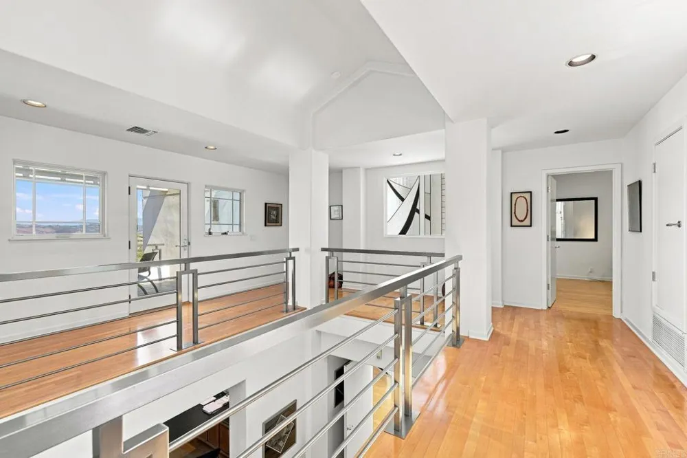 30306 Via Maria Elena Bonsall, CA 92003
