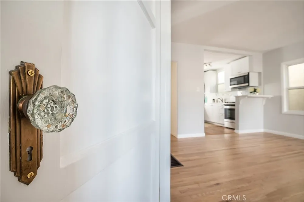 138 35th Street Hermosa Beach, CA 90254