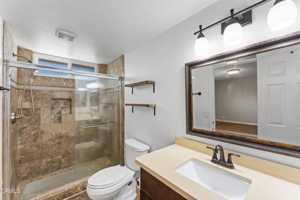 310 Foxglove Place Oxnard, CA 93036