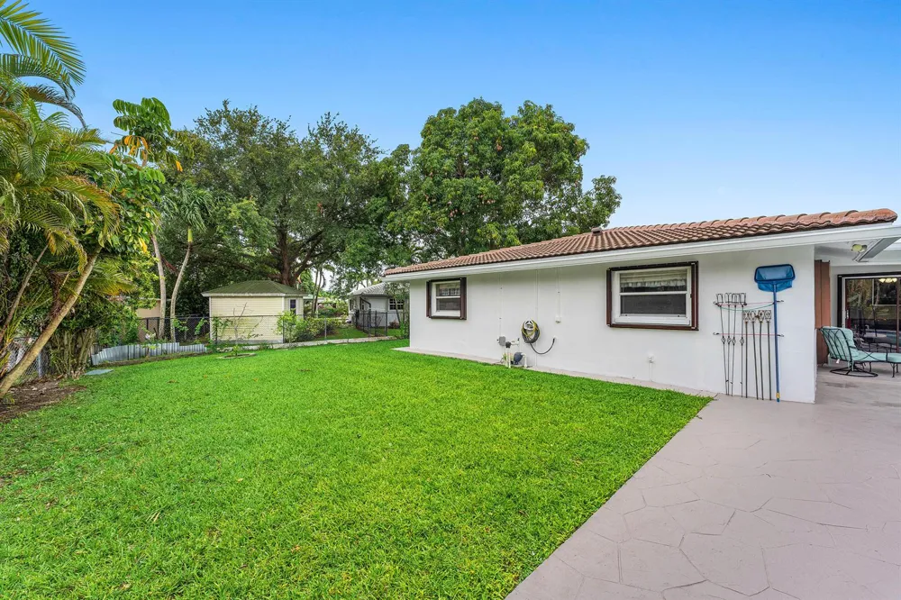 4025 NW 105TH AVENUE Coral Springs, FL 33065