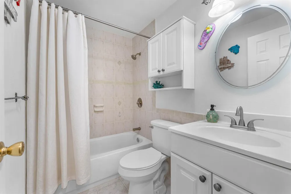 4025 NW 105TH AVENUE Coral Springs, FL 33065