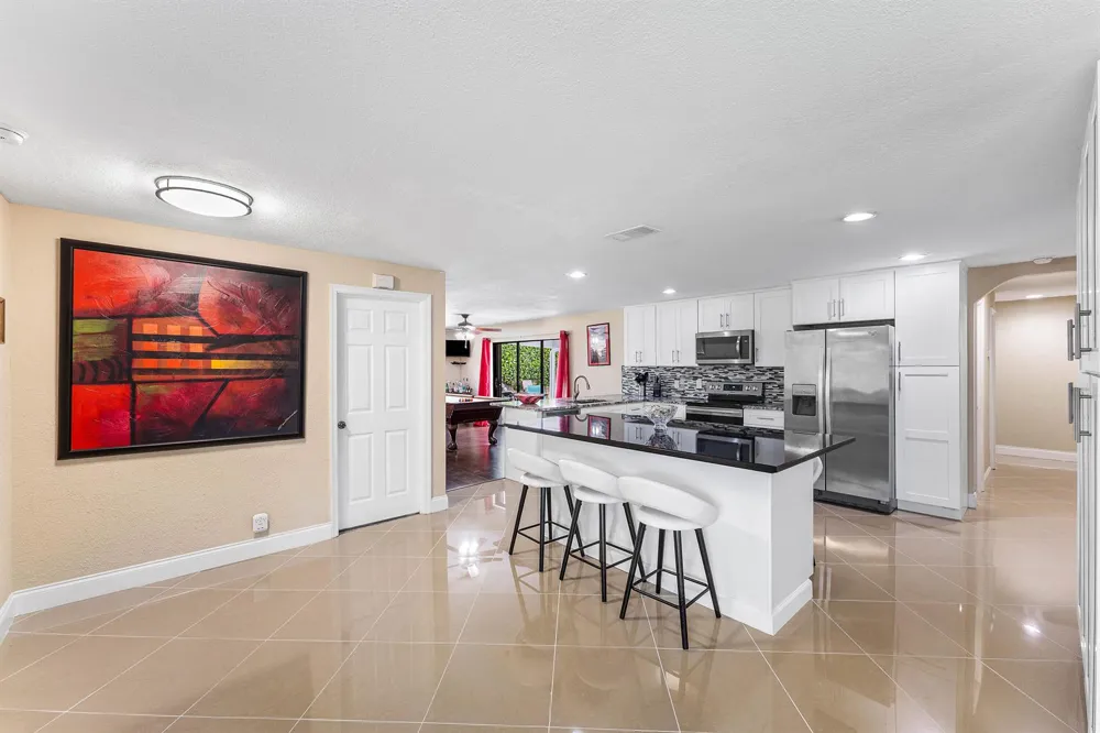 4025 NW 105TH AVENUE Coral Springs, FL 33065