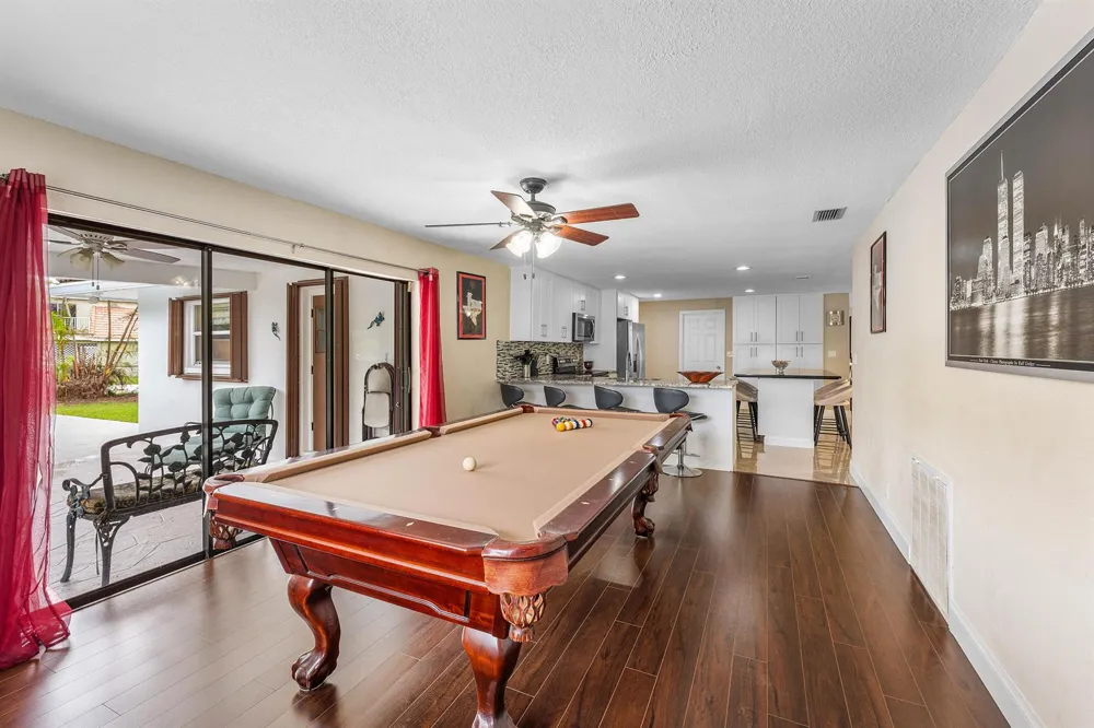 4025 NW 105TH AVENUE Coral Springs, FL 33065