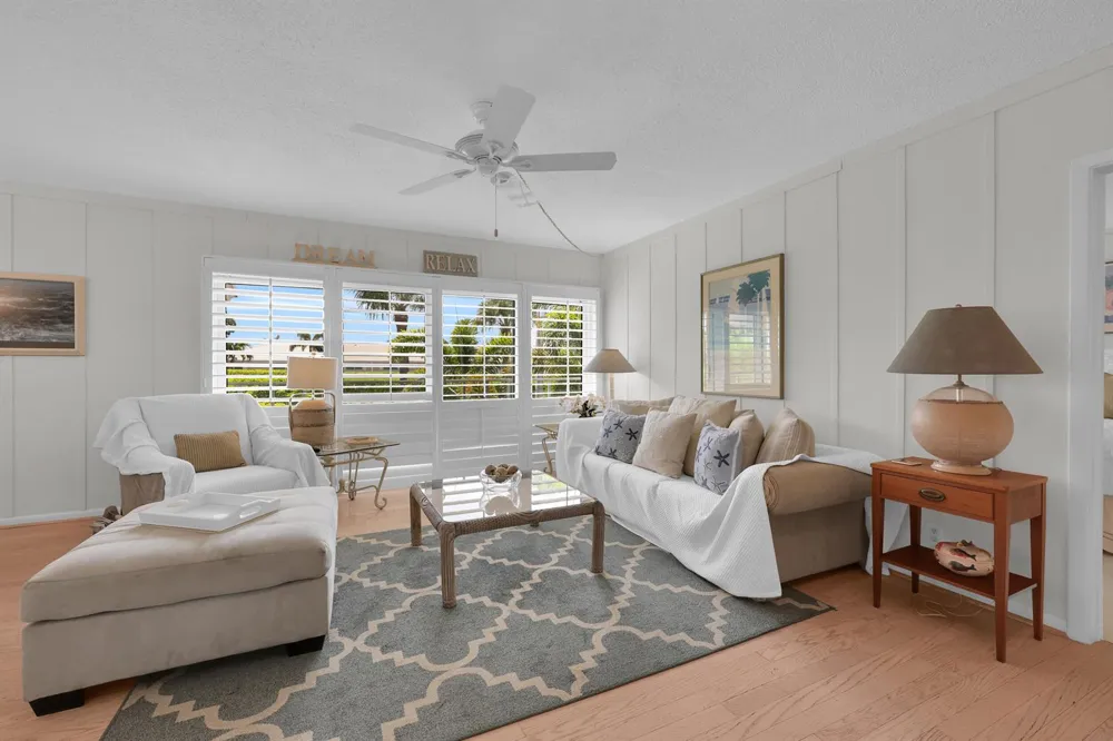 475 Tequesta Drive #16 Tequesta, FL 33469