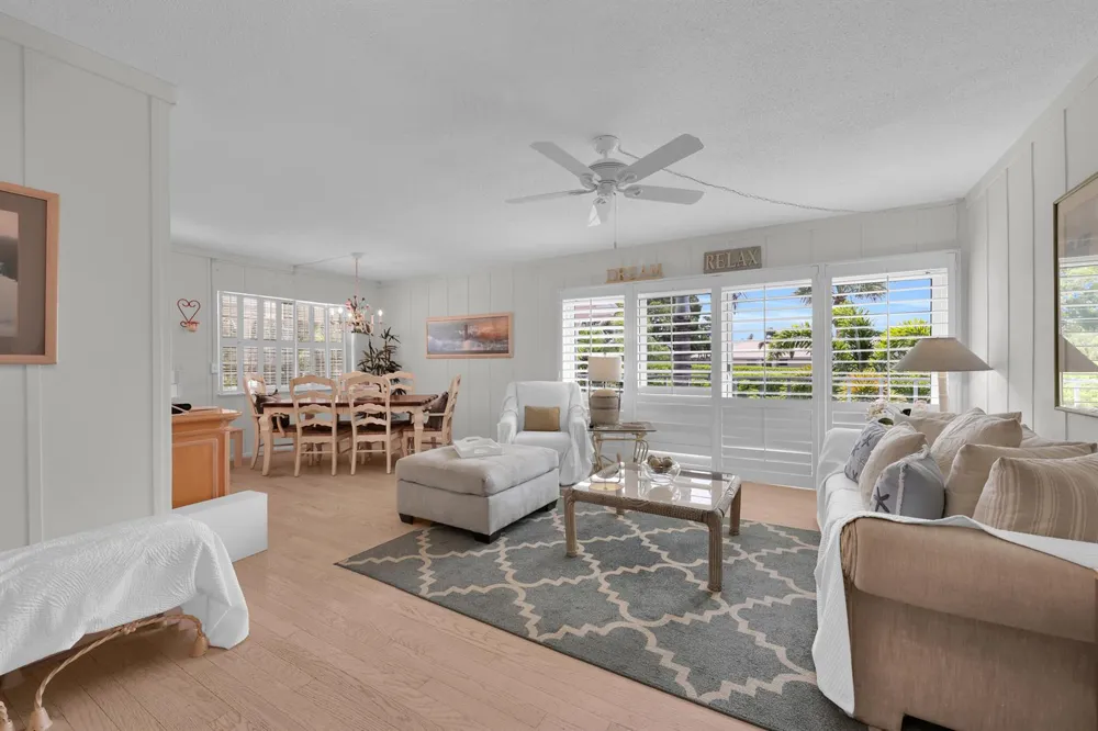 475 Tequesta Drive #16 Tequesta, FL 33469