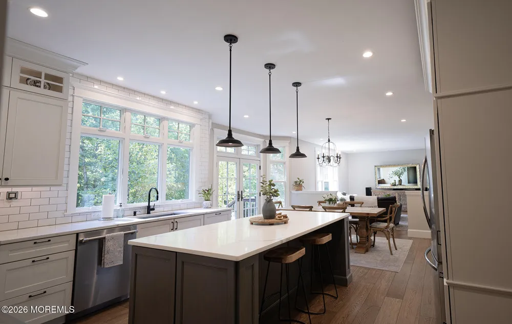 11 Topaz Drive Jackson, NJ 08527