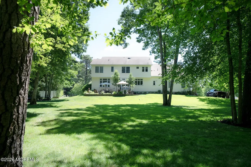 11 Topaz Drive Jackson, NJ 08527