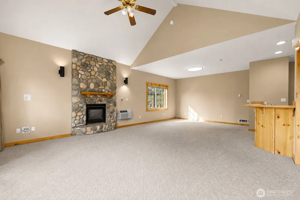 202 Cascadian Way #3 Winthrop, WA 98862