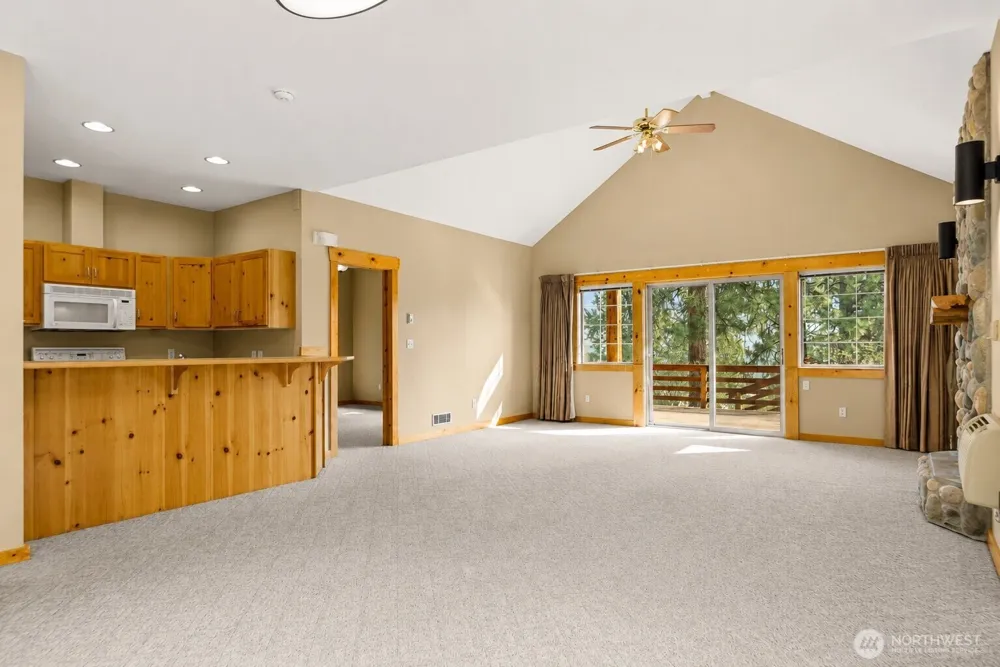202 Cascadian Way #3 Winthrop, WA 98862