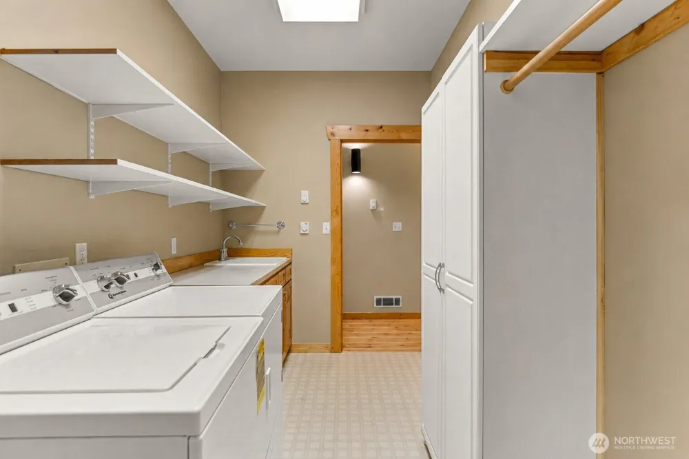 202 Cascadian Way #3 Winthrop, WA 98862