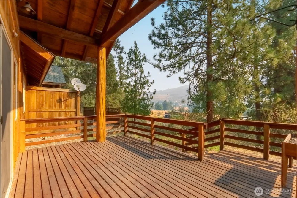 202 Cascadian Way #3 Winthrop, WA 98862