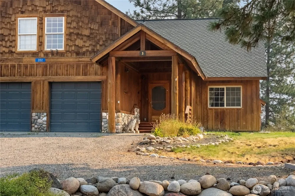 202 Cascadian Way #3 Winthrop, WA 98862