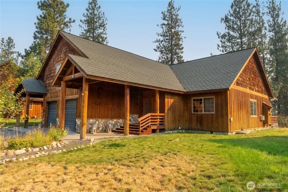 202 Cascadian Way #3 Winthrop, WA 98862