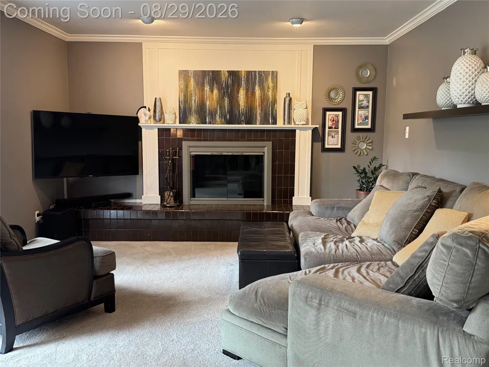 30675 Old Stream Street Southfield City, MI 48076
