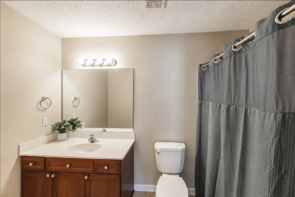 1515 Bridgecrest Dr ##124 Antioch, TN 37013