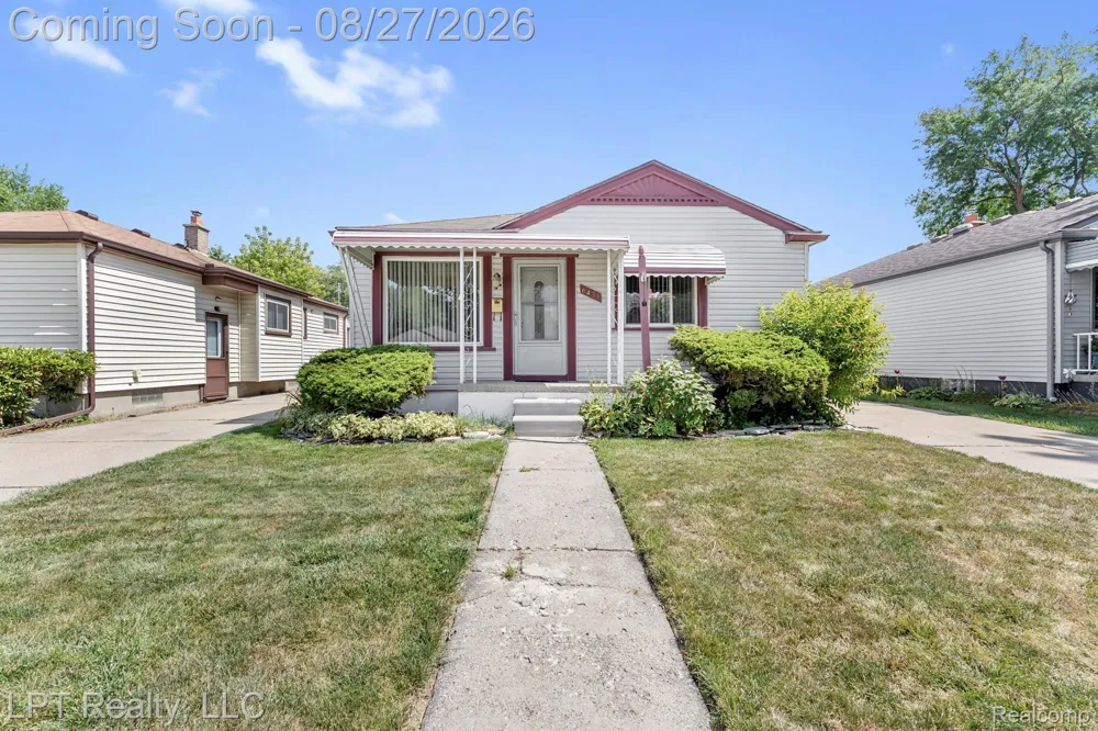 6431 Mayfair Street Taylor City, MI 48180