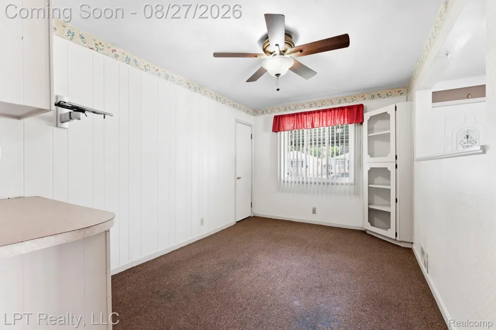 6431 Mayfair Street Taylor City, MI 48180