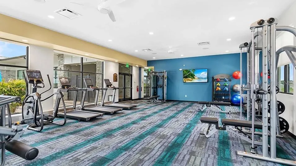 315 CASTLEVIEW DRIVE Davenport, FL 33837